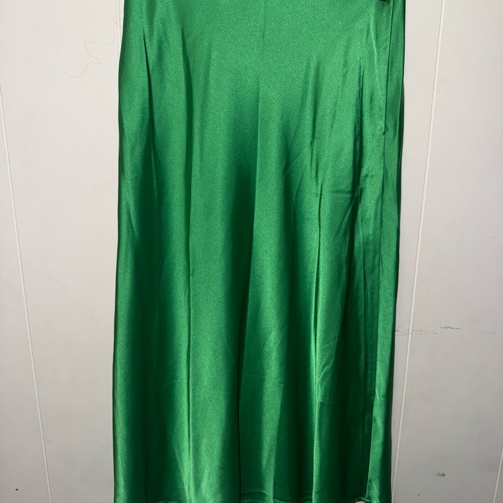 Elegant Green Satin Skirt